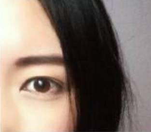 化妆吃瓜视频,笑料百出！