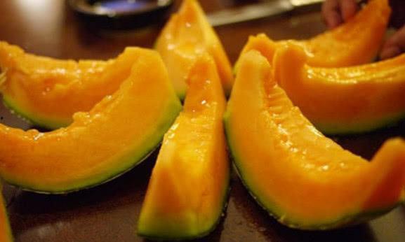 吃哈密瓜越吃越渴,越吃越渴的秘密解析