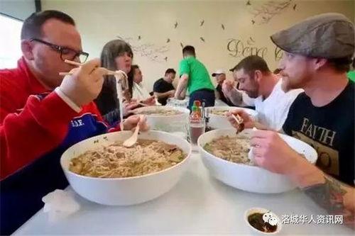 吃瓜视频挑战吃面