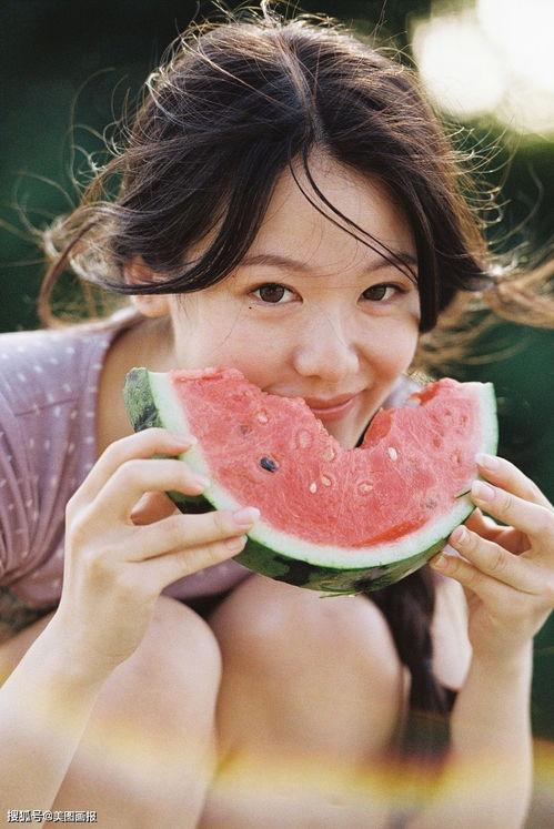 吃山喝风少女瓜,少女的奇幻食旅