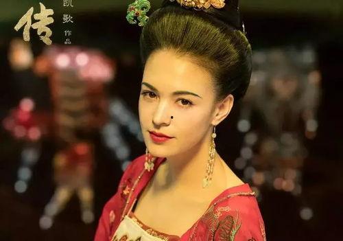 吃瓜写小说作者,吃瓜群众眼中的娱乐圈风云录