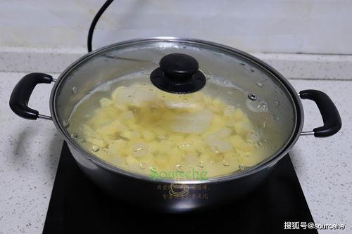 红薯吃哈密瓜,营养美味两不误