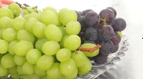 吃青提哈密瓜,青提与哈密瓜的甜蜜邂逅