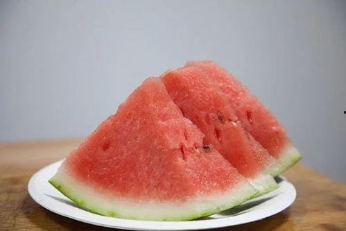 常熟吃瓜视频,揭秘当地美食文化背后的故事